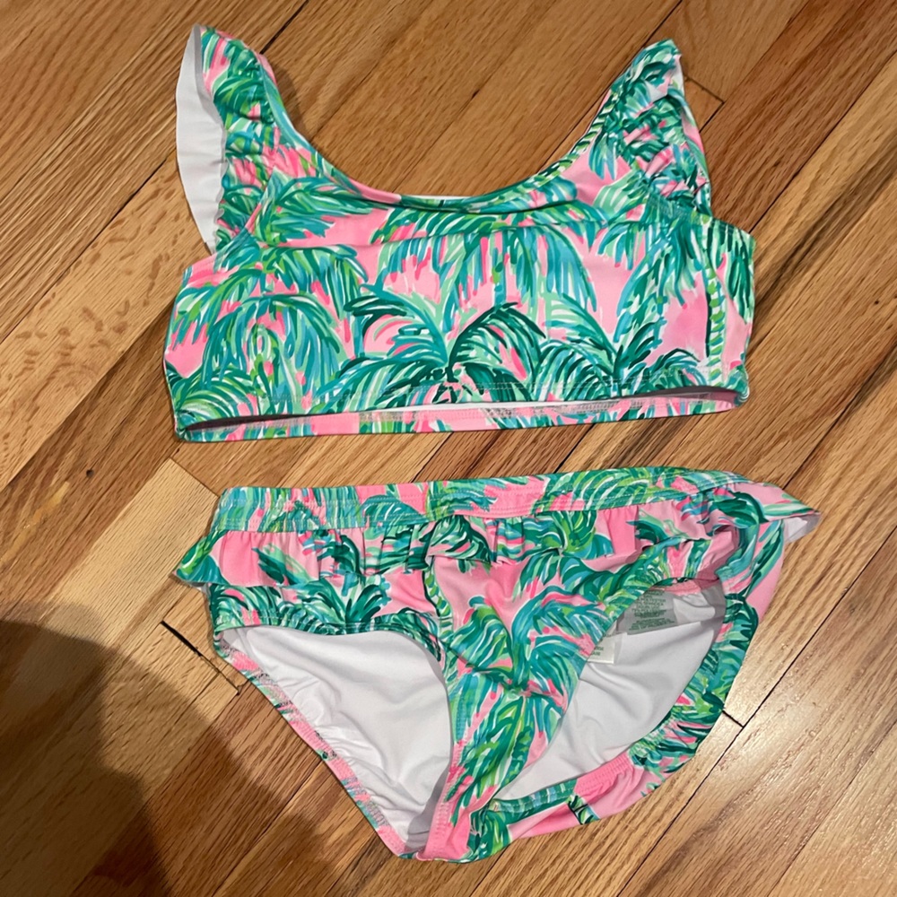 Lilly Pulitzer tween girls bikini in size 12. NWOT. EUC and never worn.